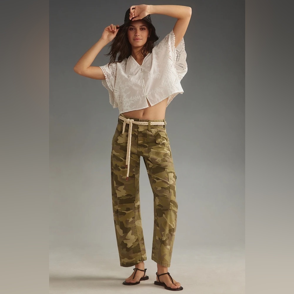 NWT Size 26 - The Millie Low-Slung Barrel Pants Pilcro: Muted camo (NWT US$ 138)